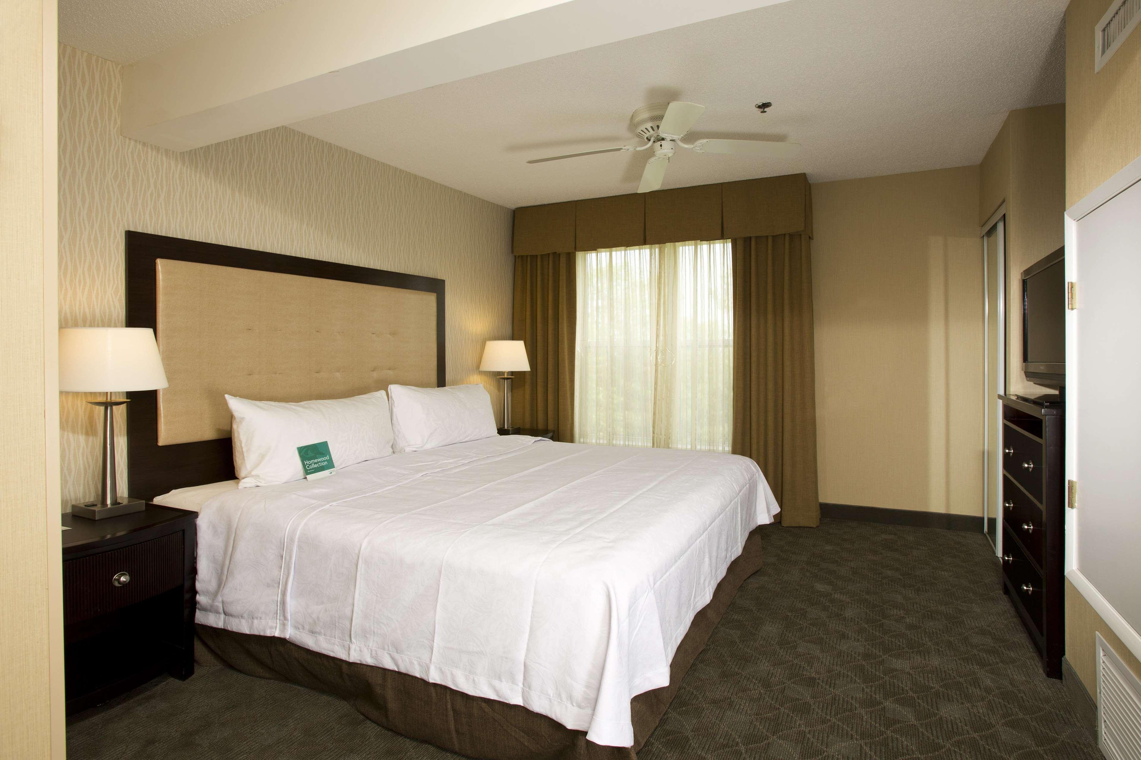 Homewood Suites By Hilton Alexandria Bagian luar foto