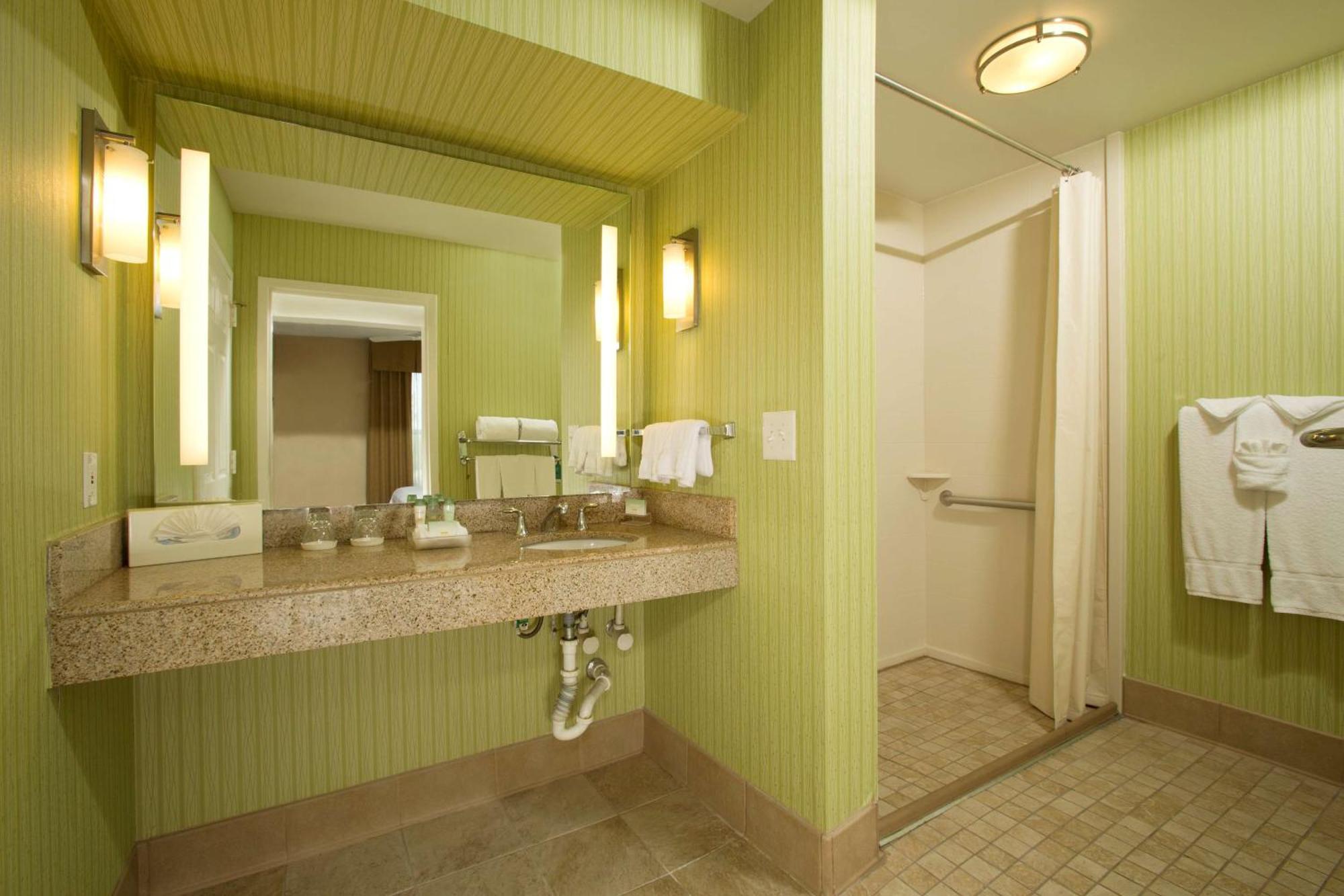 Homewood Suites By Hilton Alexandria Bagian luar foto