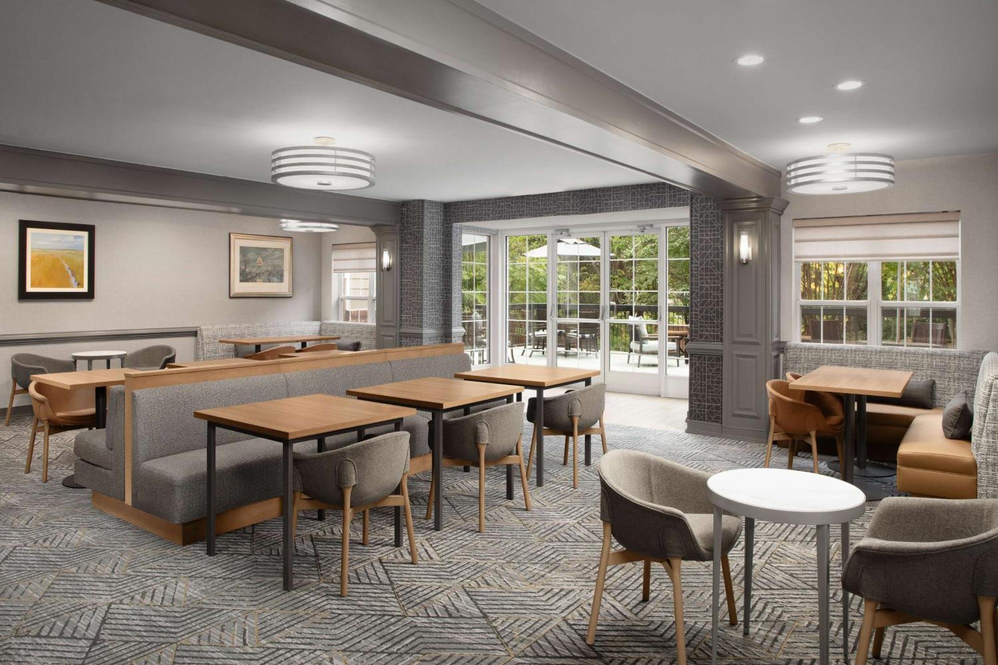 Homewood Suites By Hilton Alexandria Bagian luar foto
