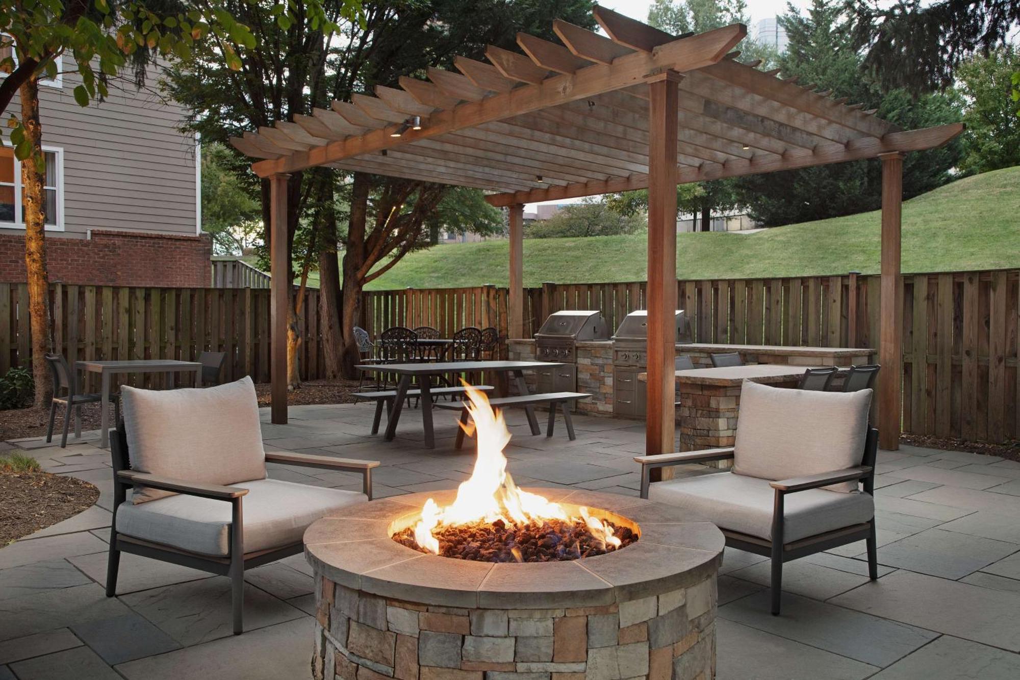 Homewood Suites By Hilton Alexandria Bagian luar foto